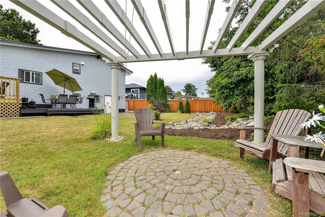 634 Roseridge Pl