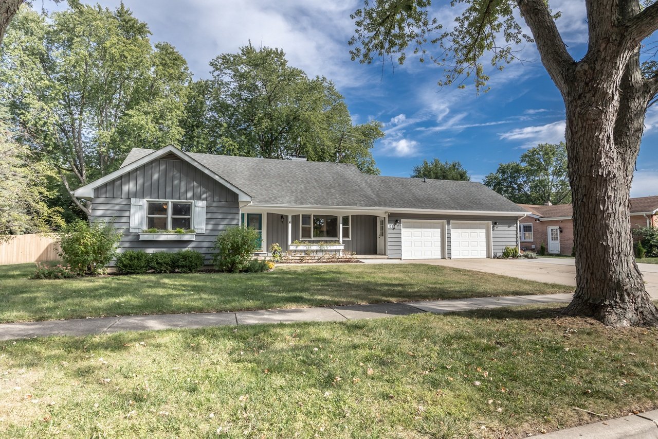 1223 Ridgeway Ct