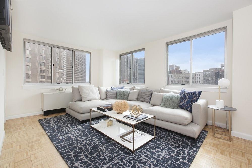 308 East 38th Street, Apt 10-B