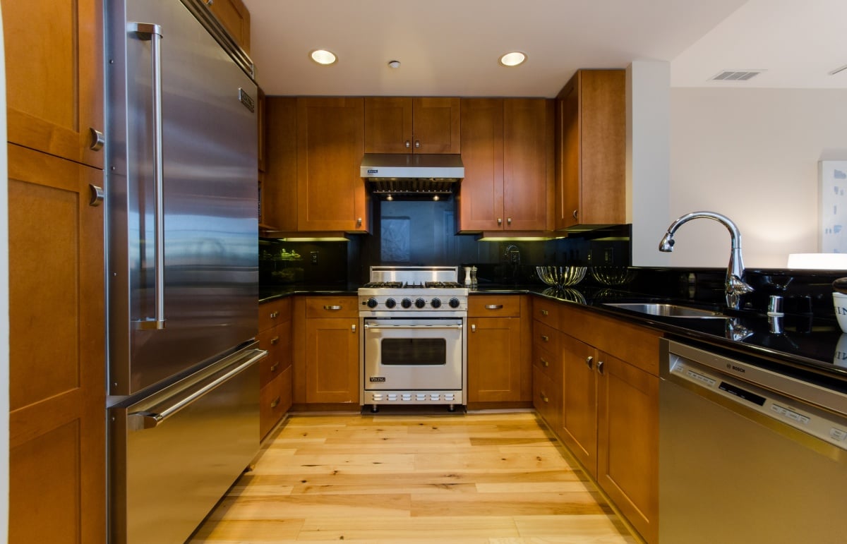800 High St #106