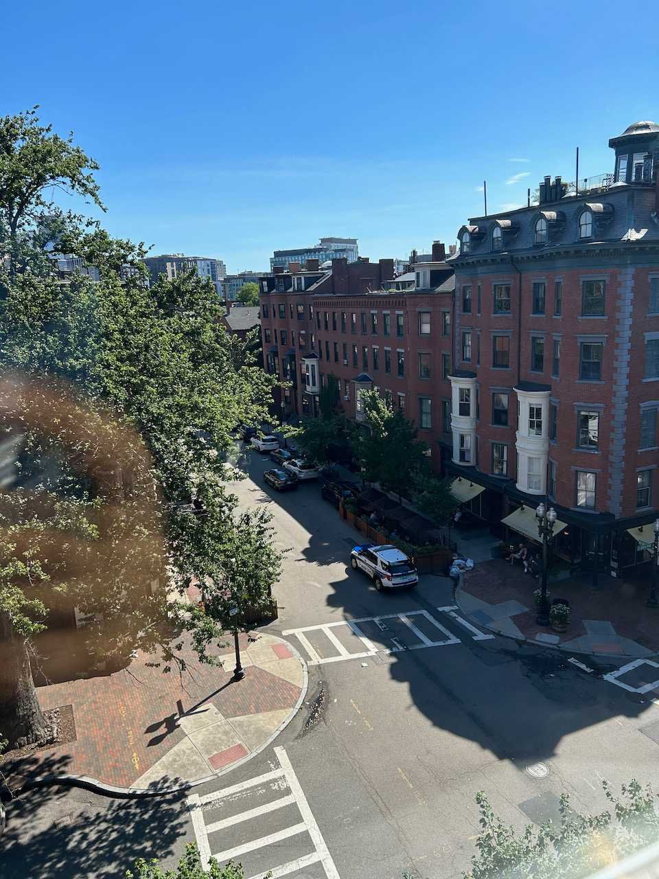 Union Park - 1.5 Bed 1 Bath with Laundry and GARAGE PARKING! September 1 