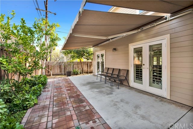 296 E Bay, Costa Mesa