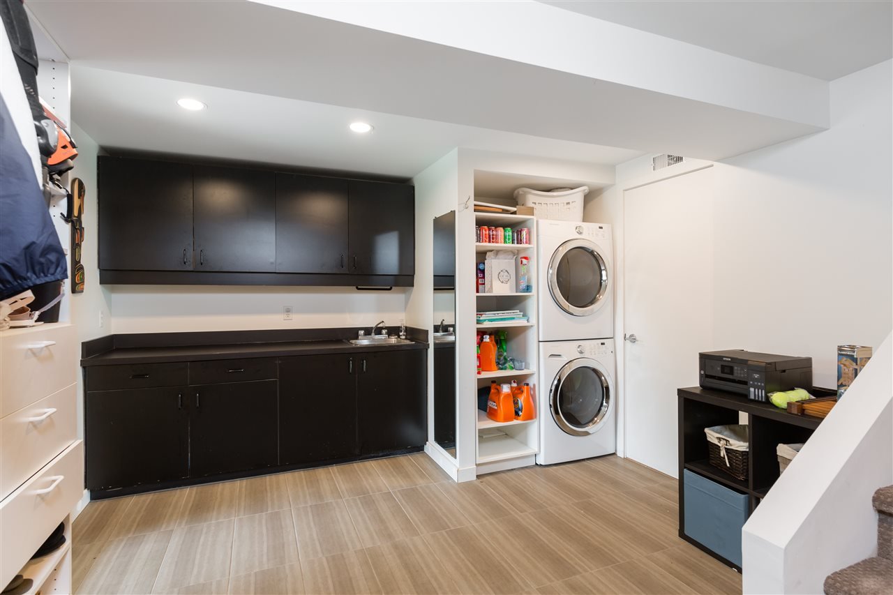 165 W Osborne Rd
