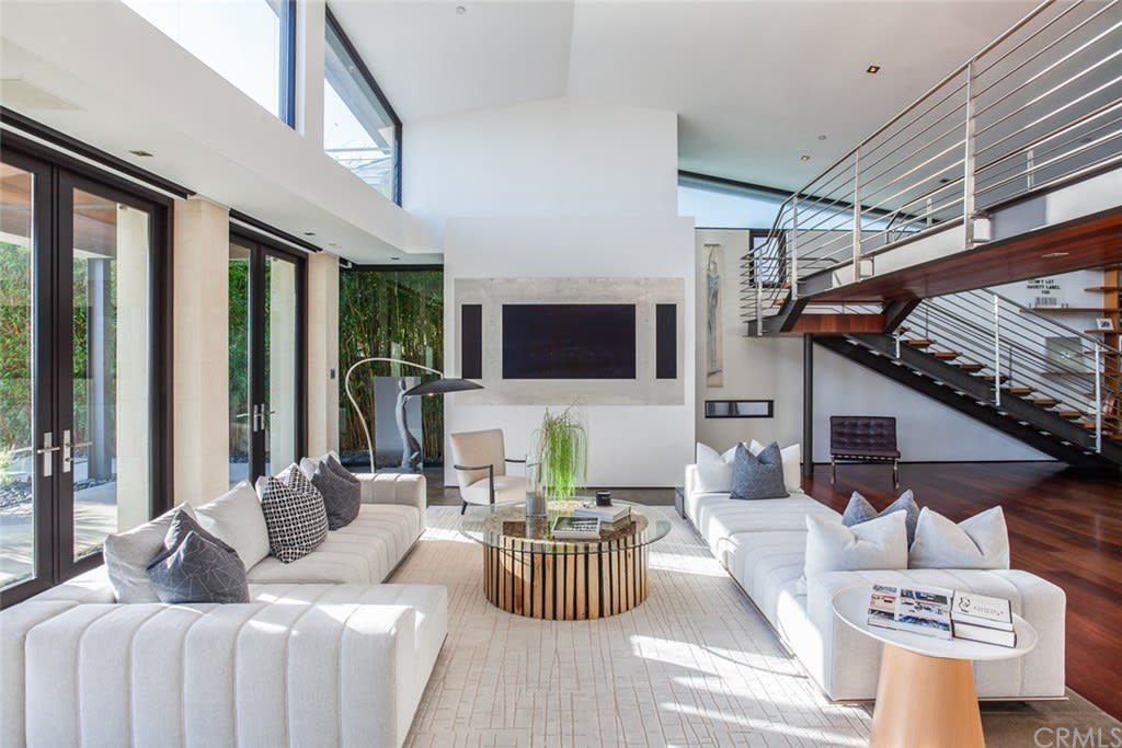 7 Carmel Bay Drive