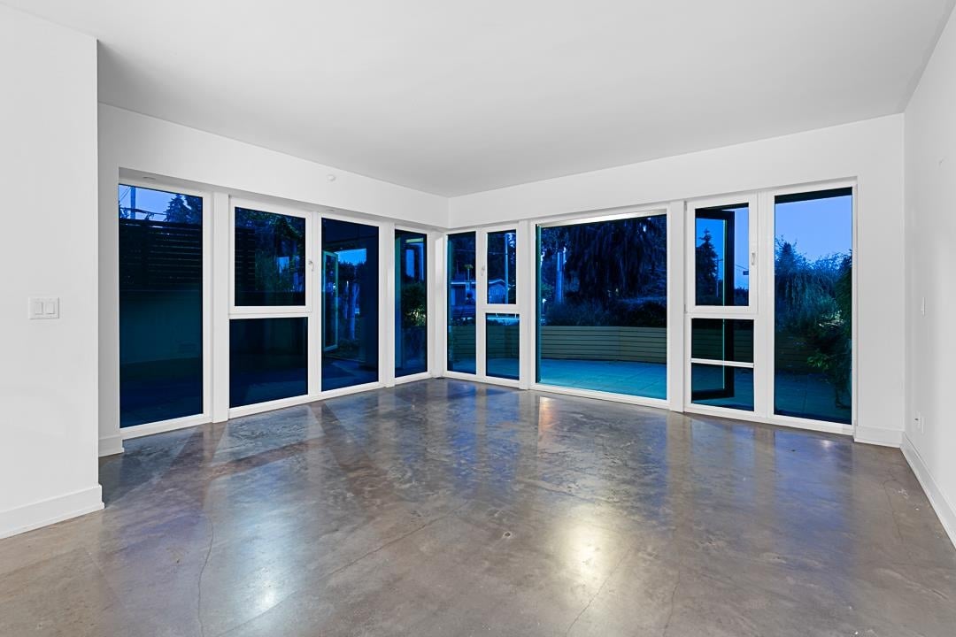 103-650 Evergreen Pl