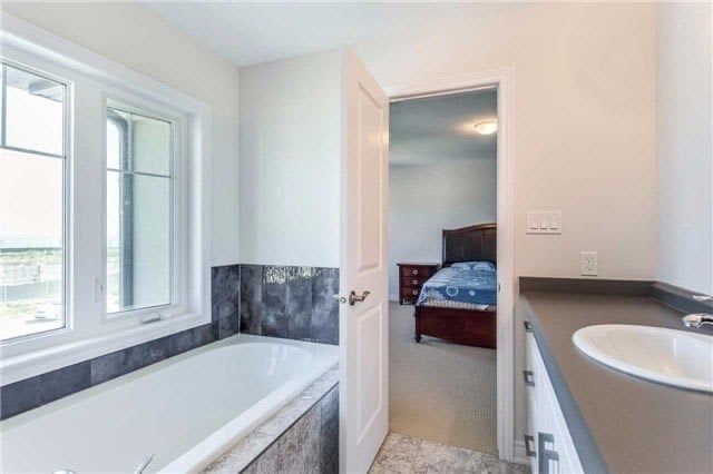 120 Shoreview Pl
