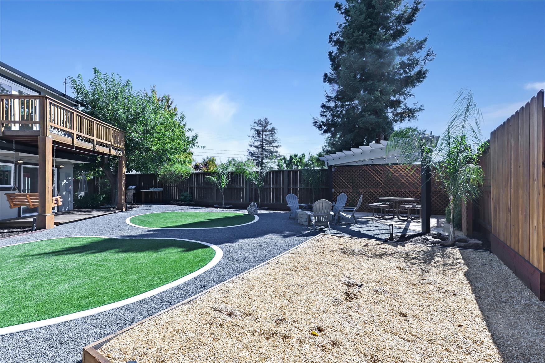 1590 Maddux Drive