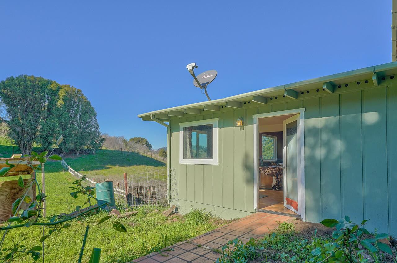 1084 San Miguel Canyon Rd