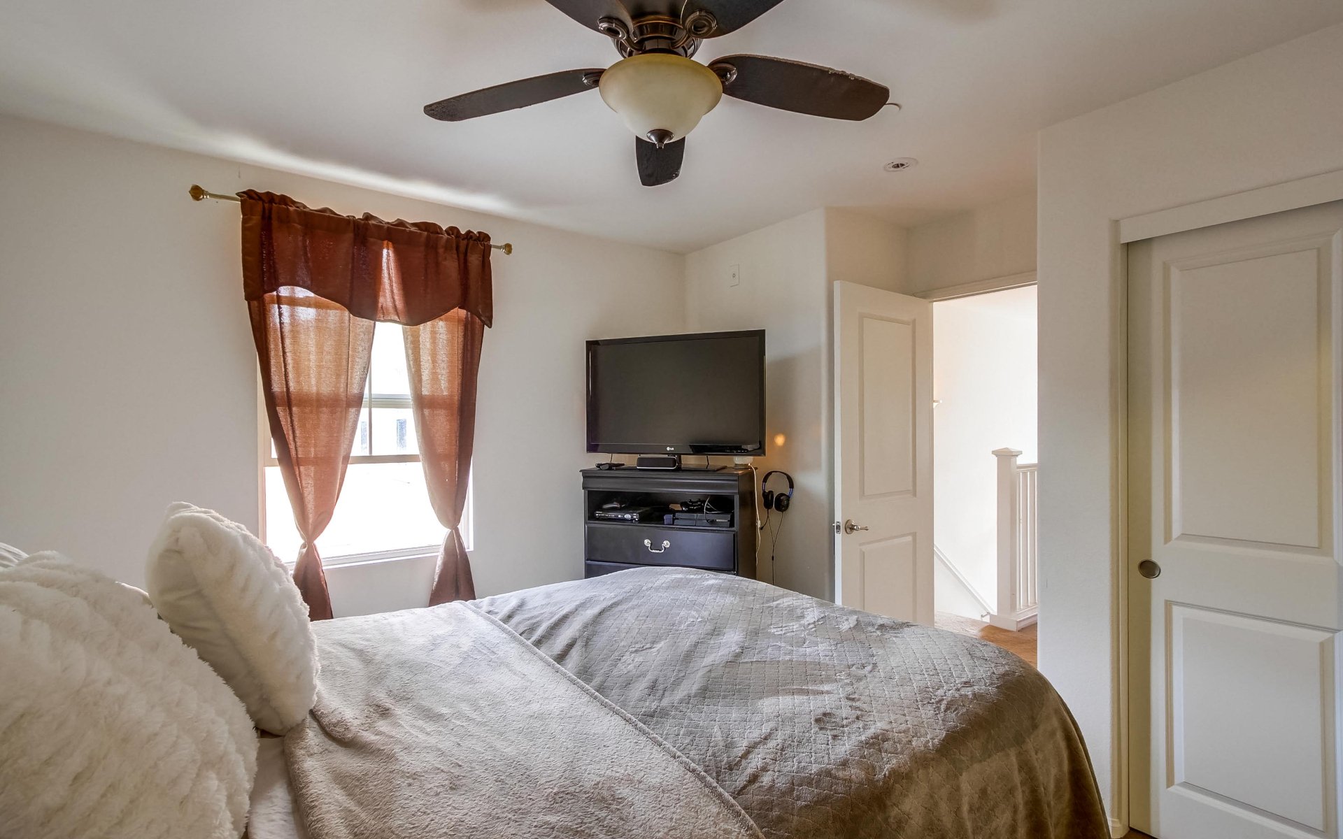 1814 Magenta Ct, #8