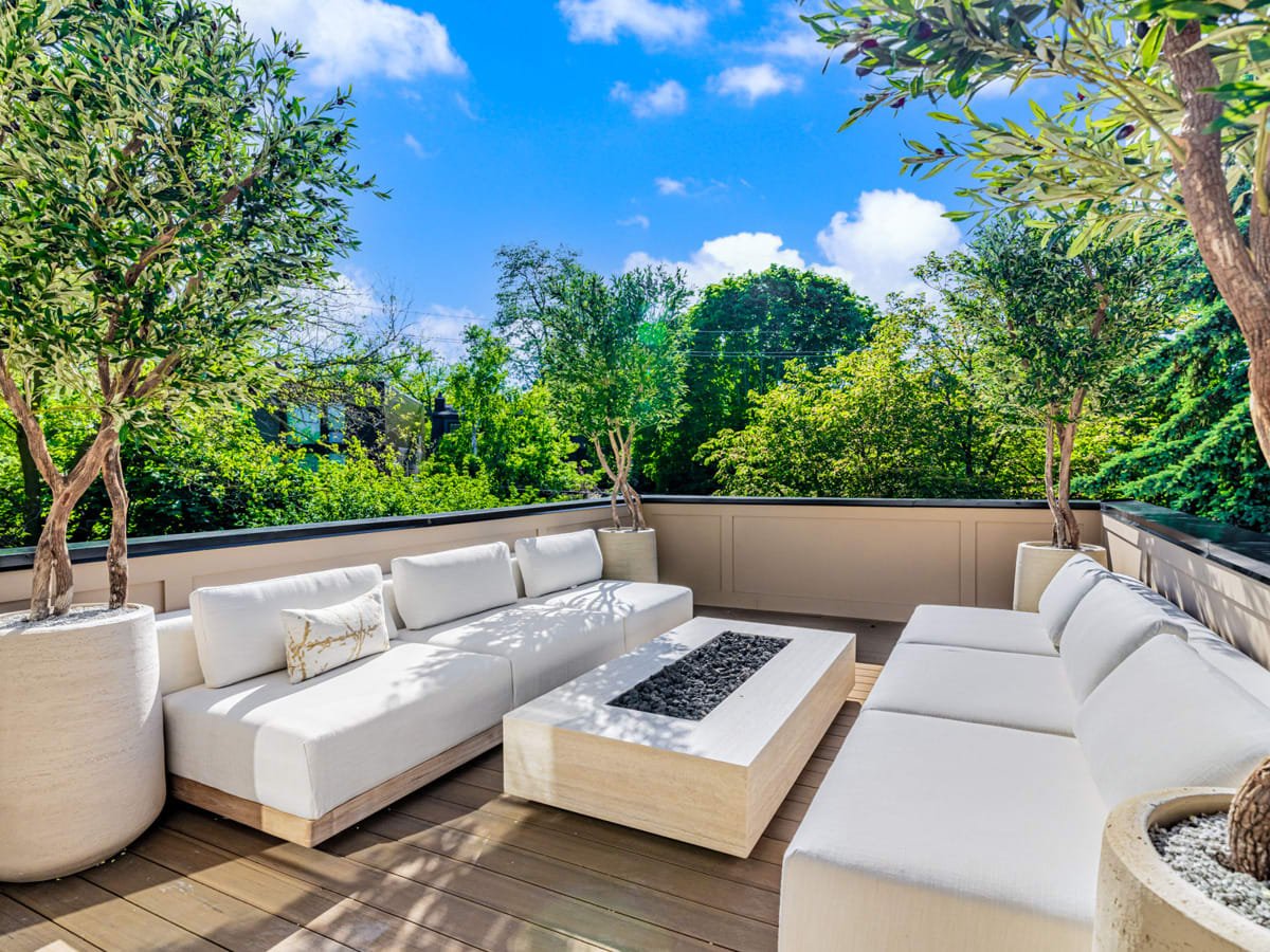 A World Of Exclusive Modern Luxury 