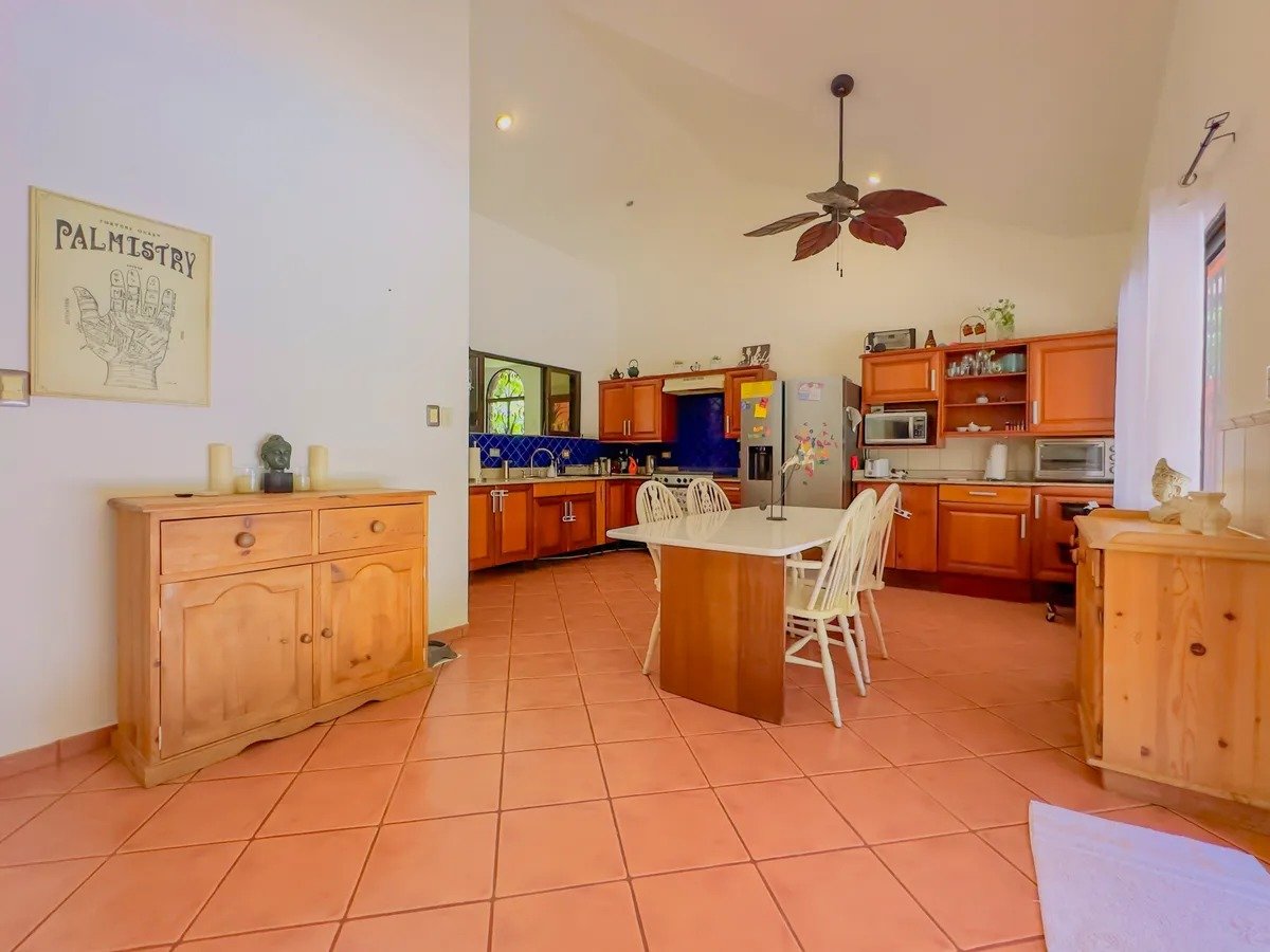 Gated Colonial Home With Casita, Papagayo, Guanacaste
