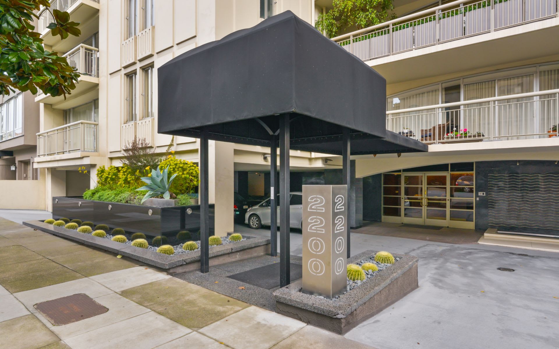 2200 Pacific Ave #10F
