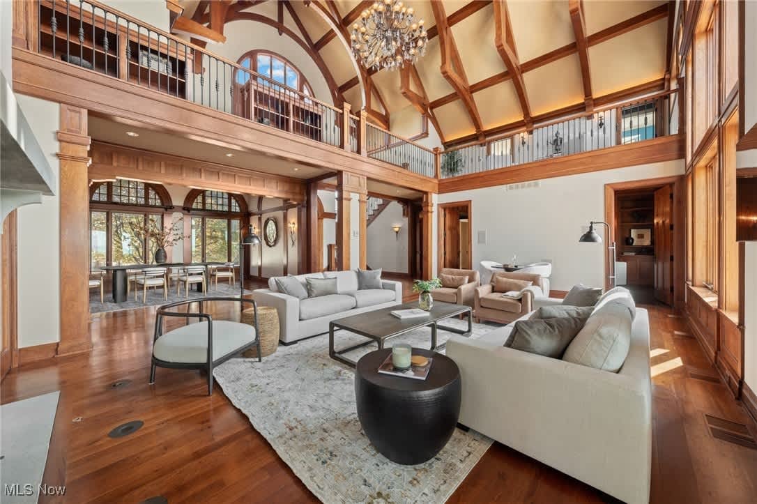 14 Colony Ln