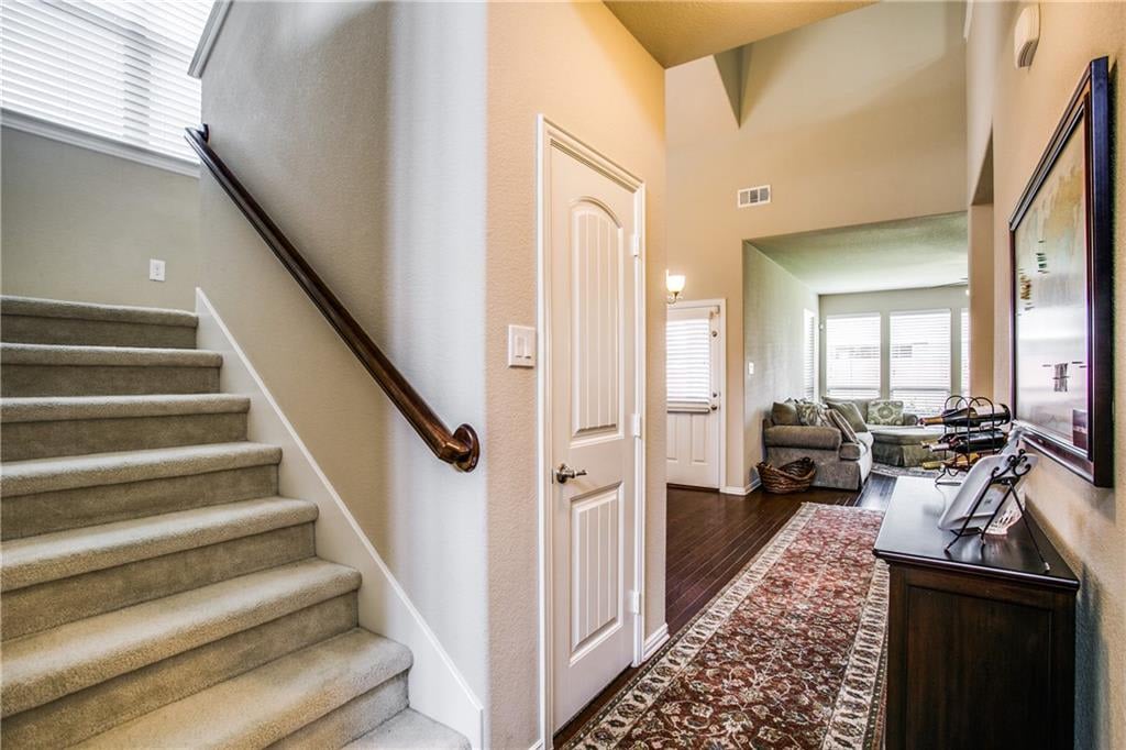 2709 Triangle Leaf Dr