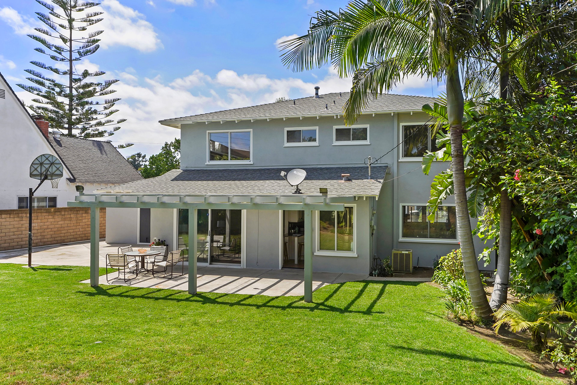 20162 Redlands Dr