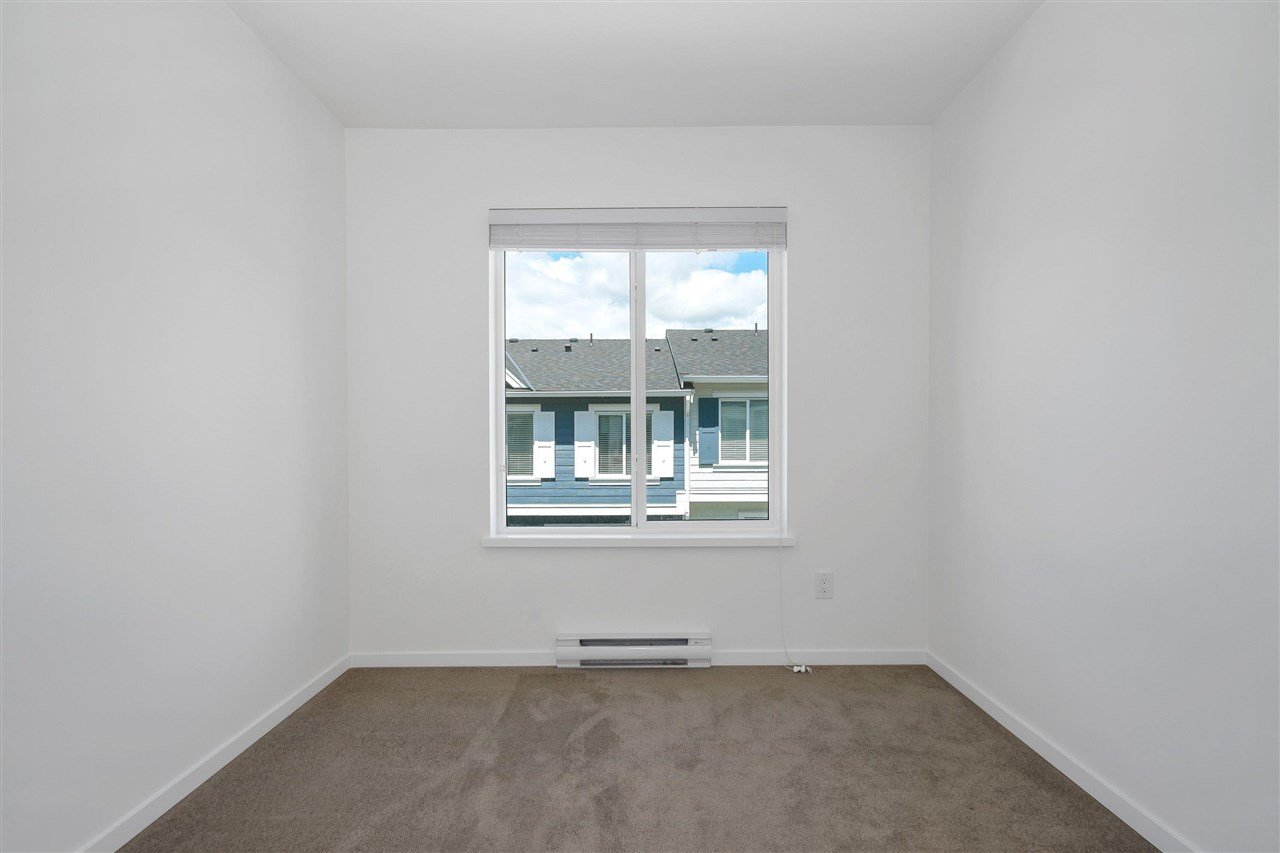 81-16678 25 Ave