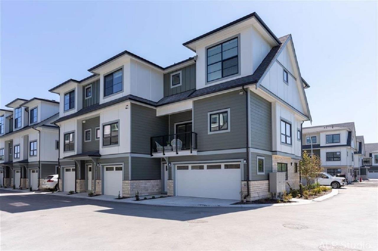 101-7255 Lynnwood Dr