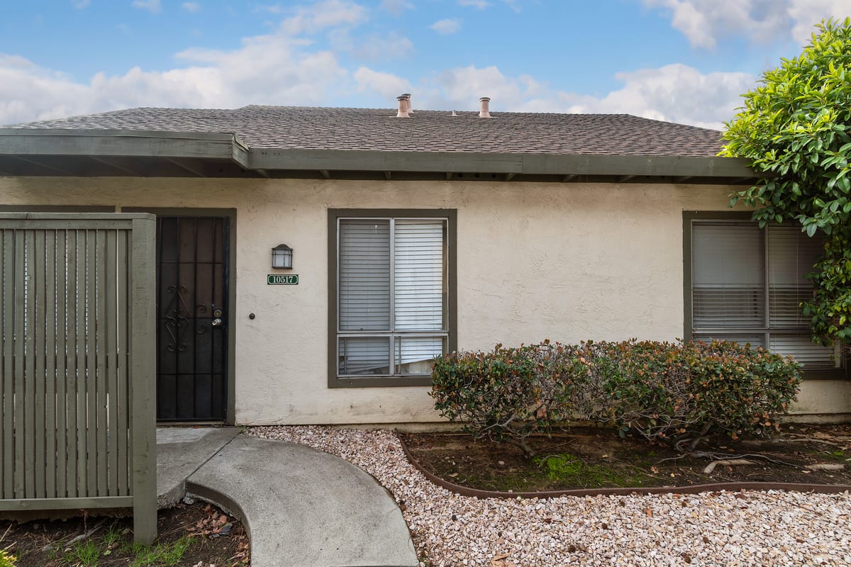 MIRA MESA CONDO
