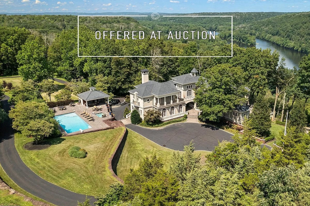 Selling Your Home at Auction: Pros, Cons, and How to Get Started