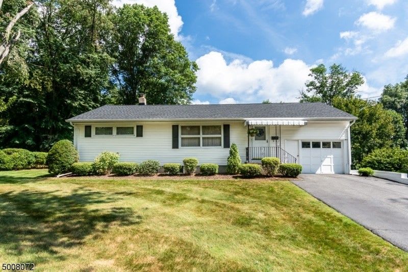 19 Springview Dr