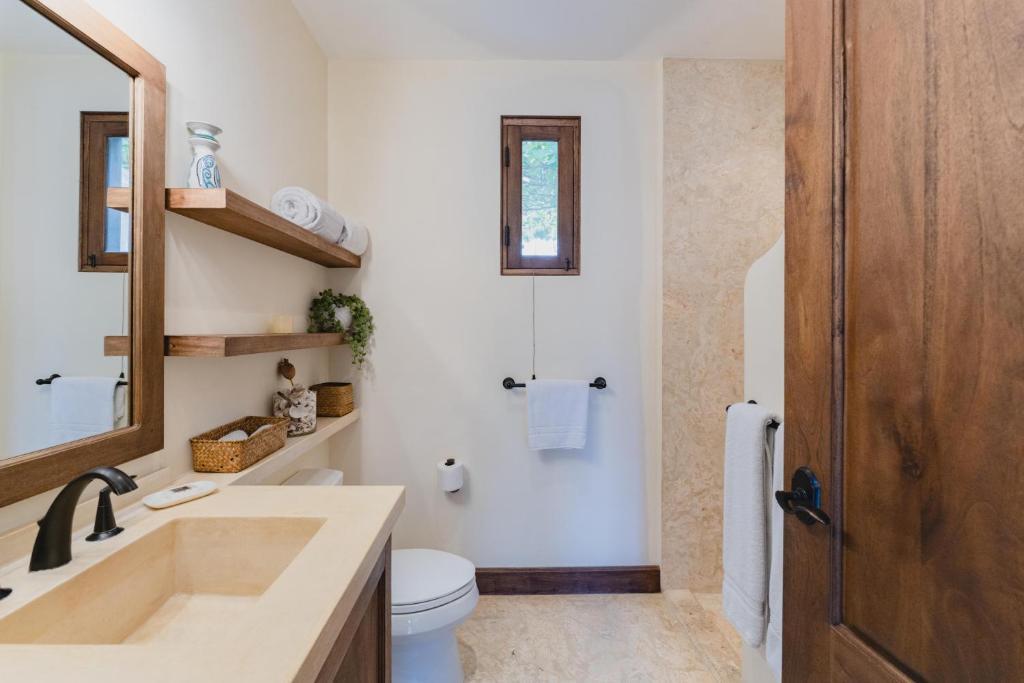 Plaza Flat with Splash Pool, Flamingo, Guanacaste