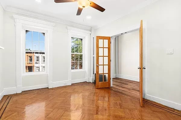 582 Macon Street Unit: 3