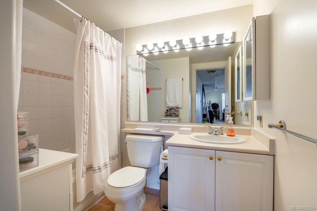 312-29 Songhees Rd