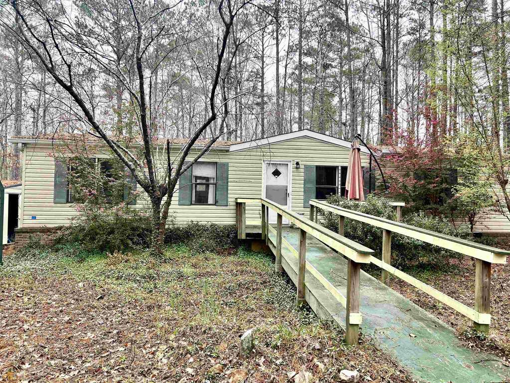 110 E Bear Creek Rd