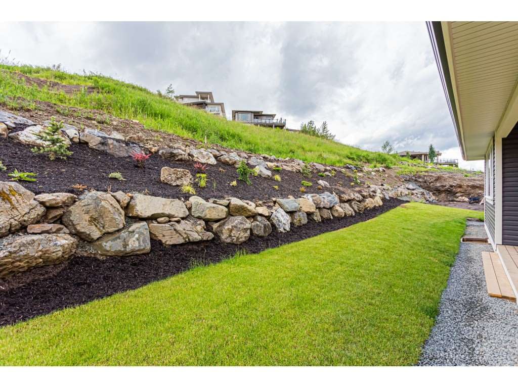 32-8295 Nixon Rd