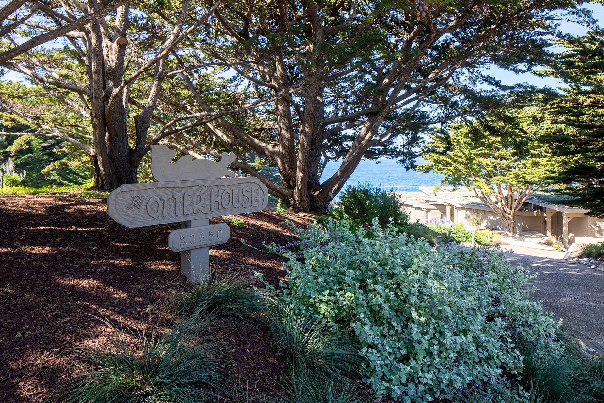 Carmel Highlands Getaway - 30650 Aurora Del Mar