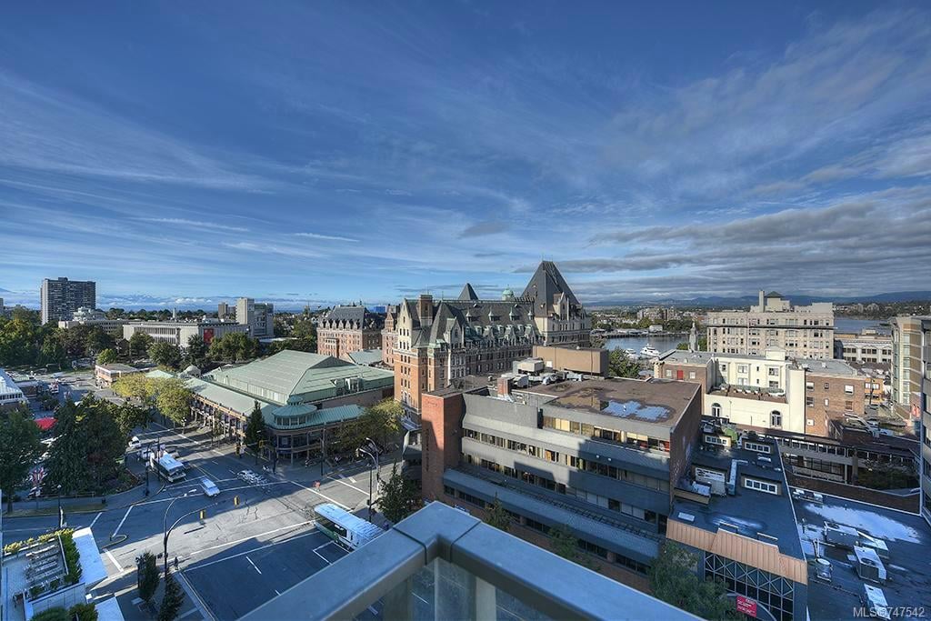 1105-707 Courtney St, Victoria