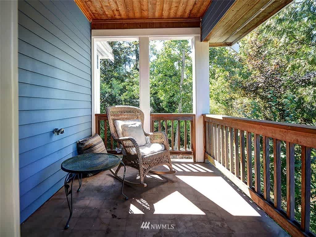 20333 208th Ave SE