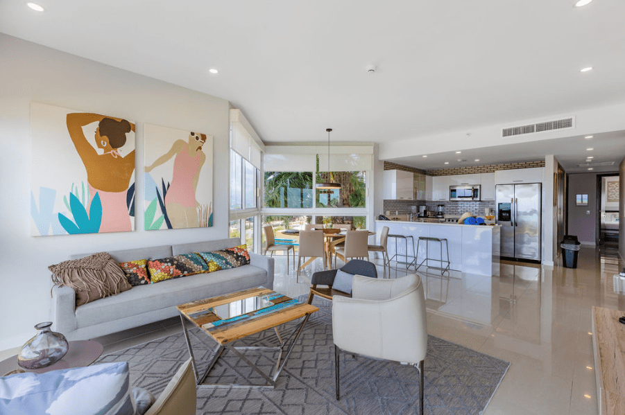 Blue Residence 211