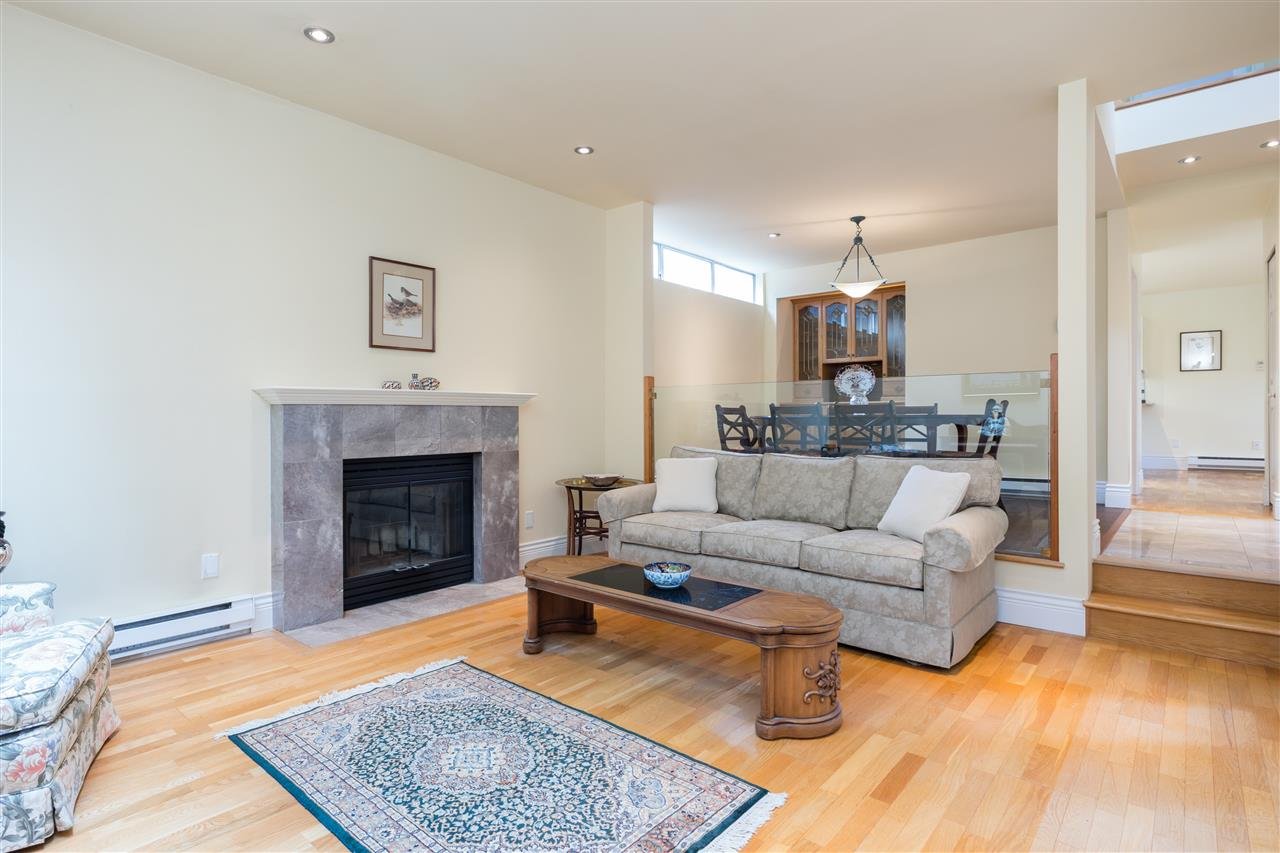 2248 W 13th Ave