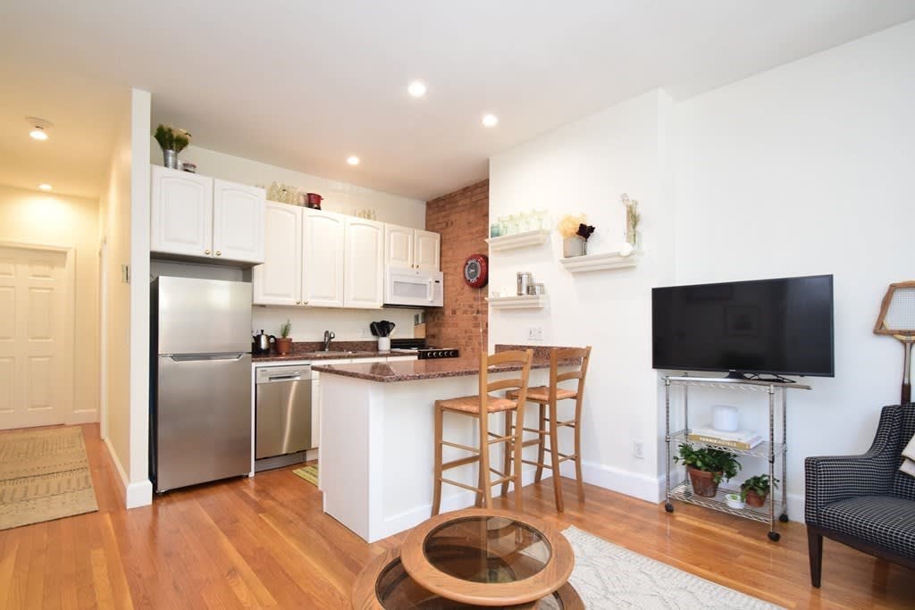 20 Concord Square, #2