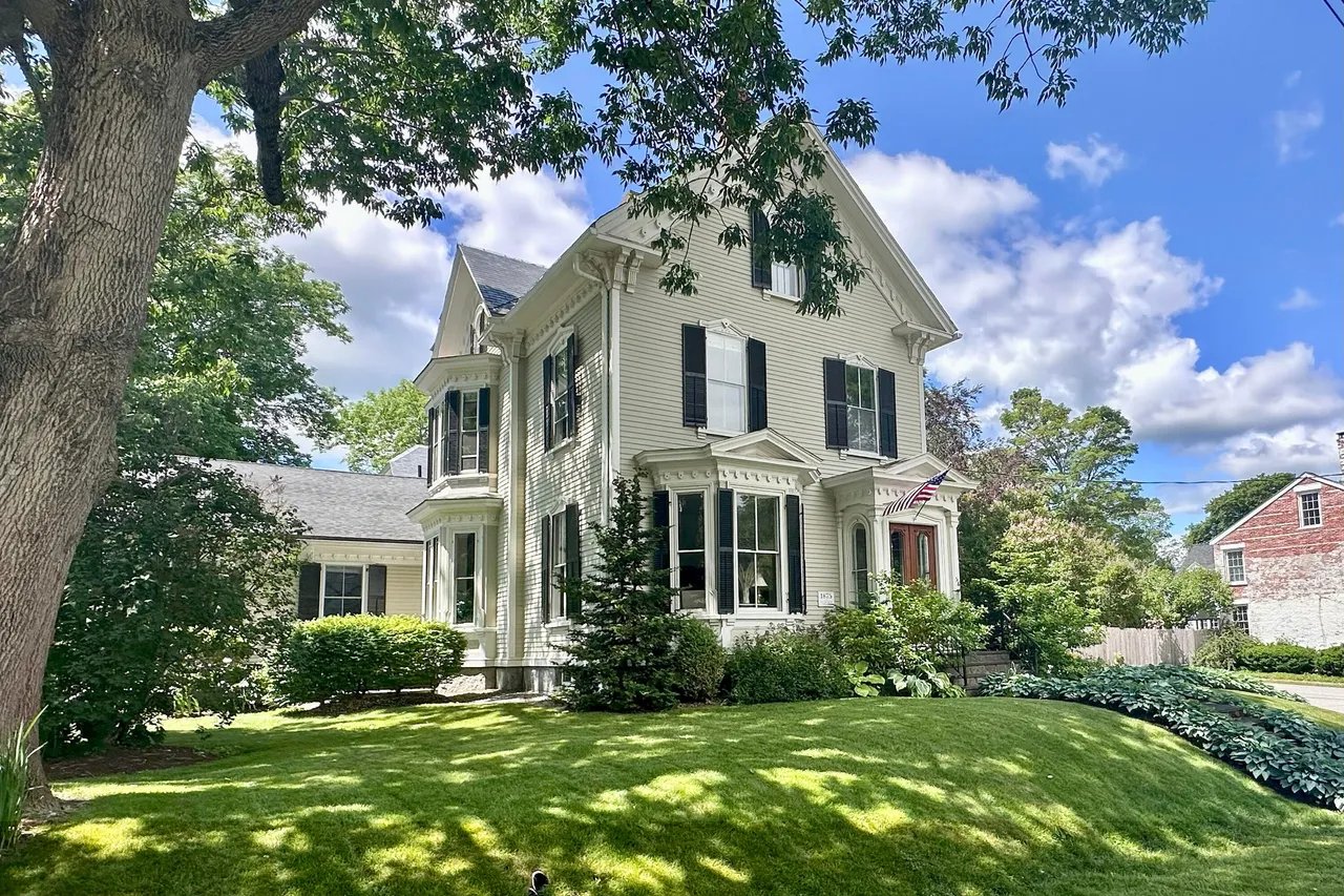 Coming Soon: 58 Church Street, Belfast, ME 04915 – $1,525,000