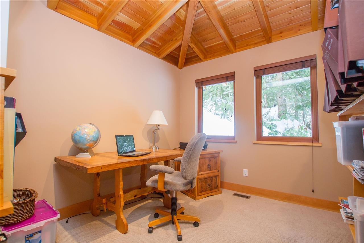 8628 Driftwood Close