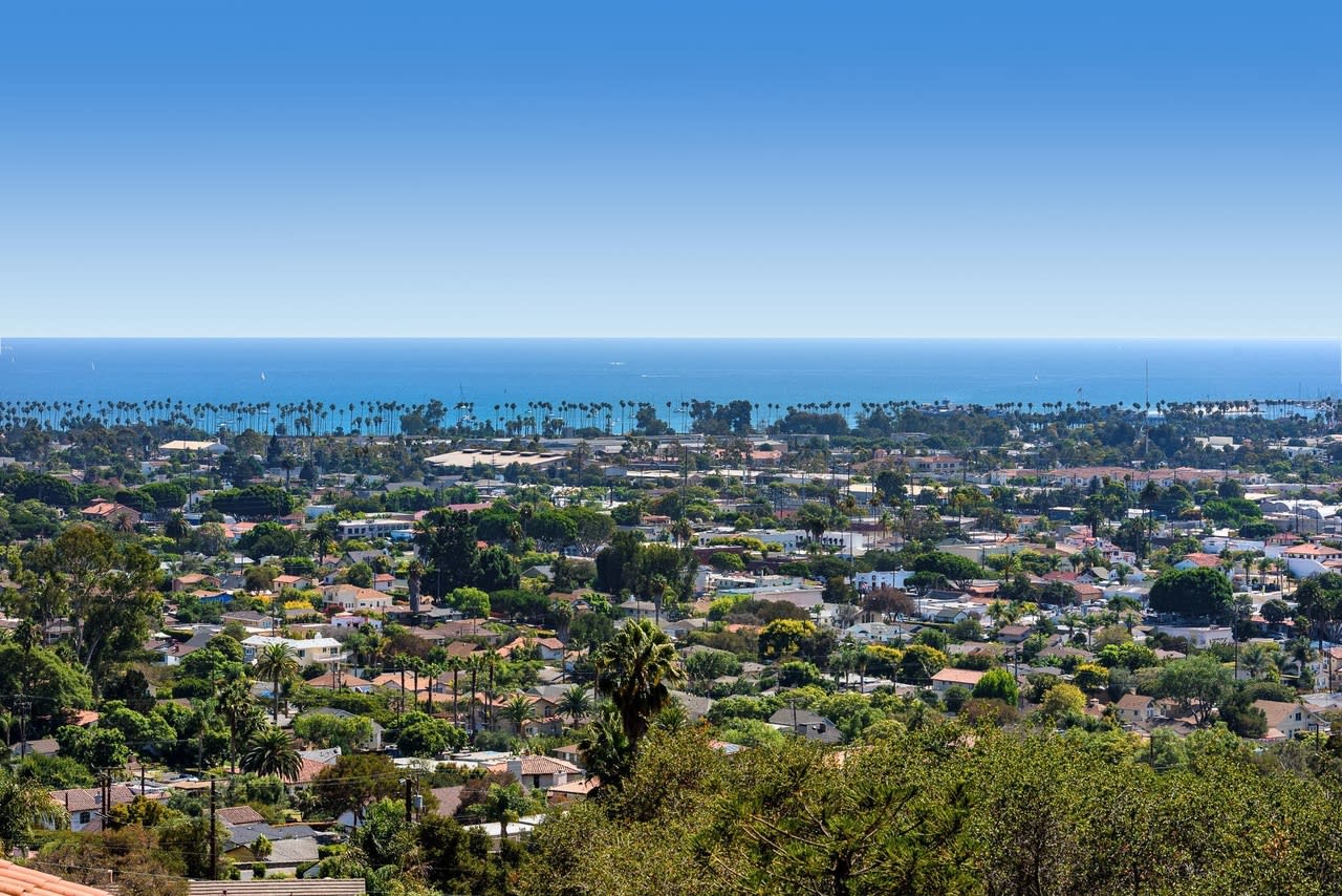 911 Alameda Padre Serra