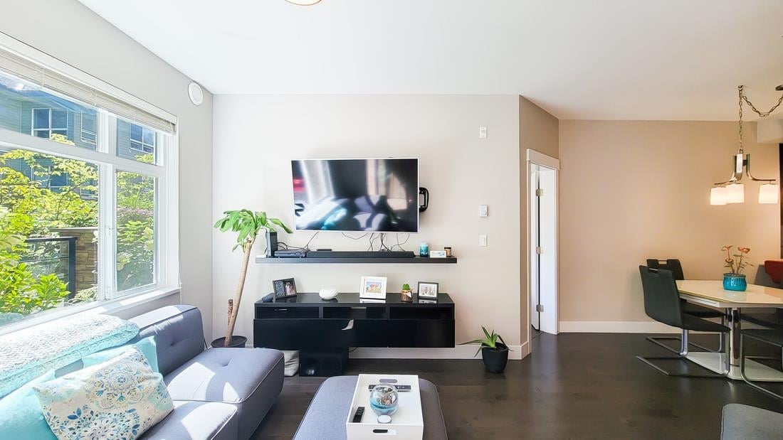 212-2465 Wilson Ave