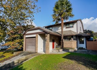 811 Porteau Pl