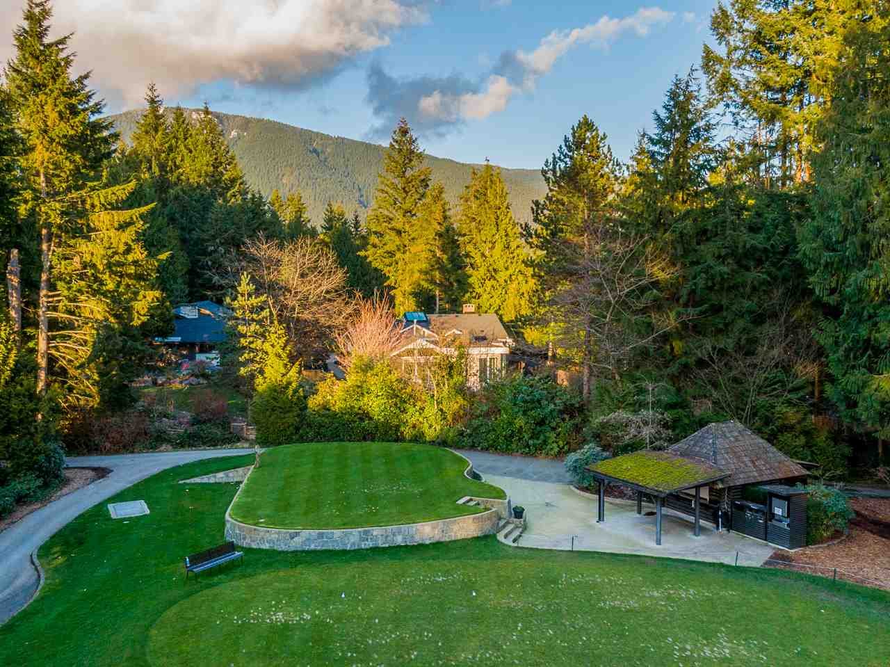 305 Stevens Dr