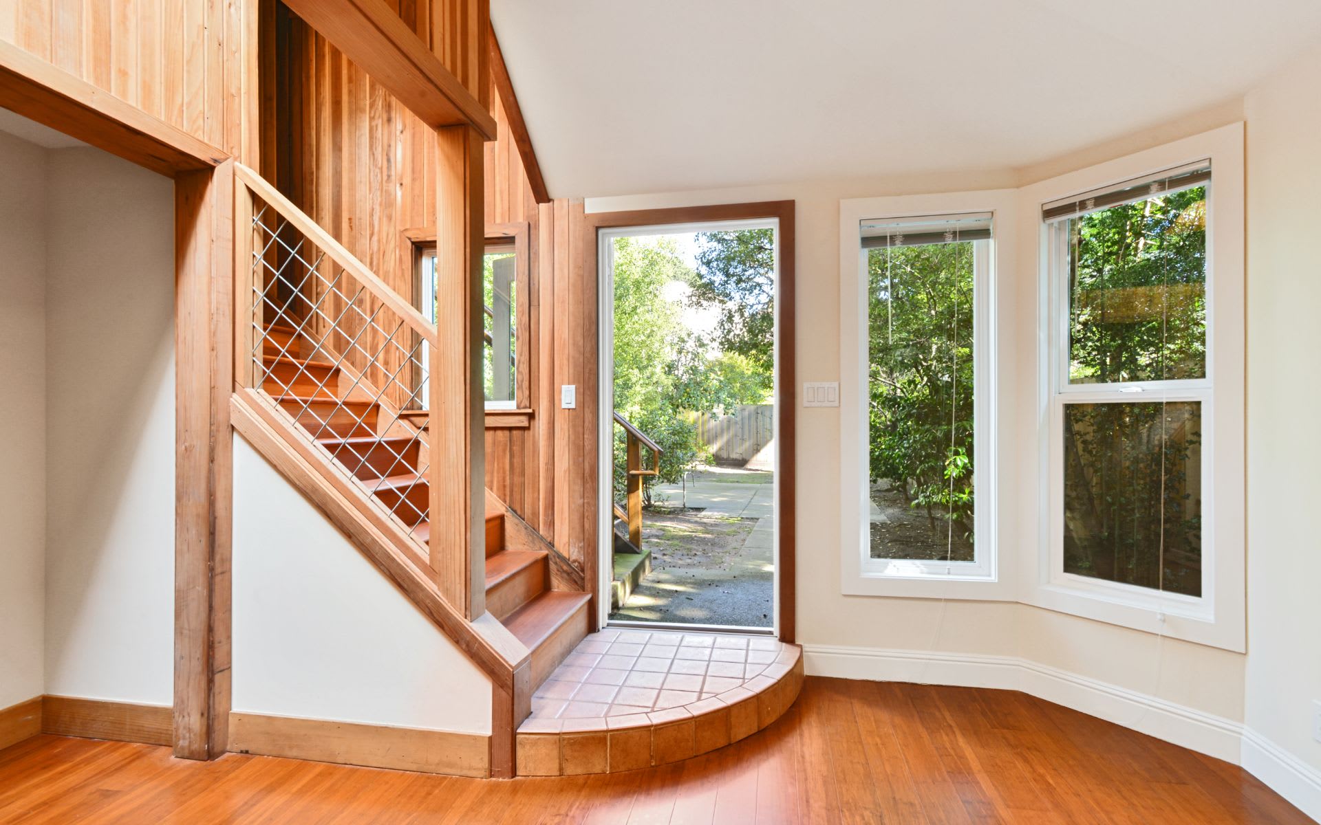 70-72 6th Ave
