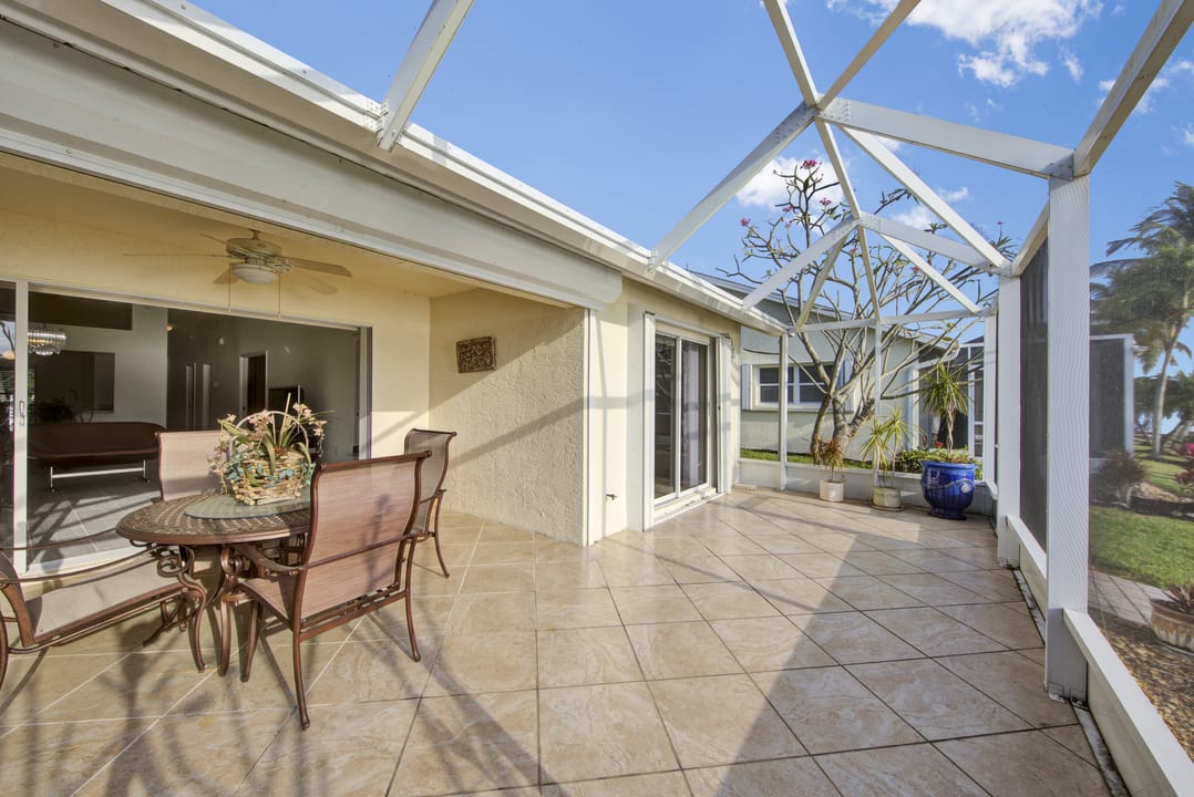 2912 Crown Pointe Blvd Unit #14-1