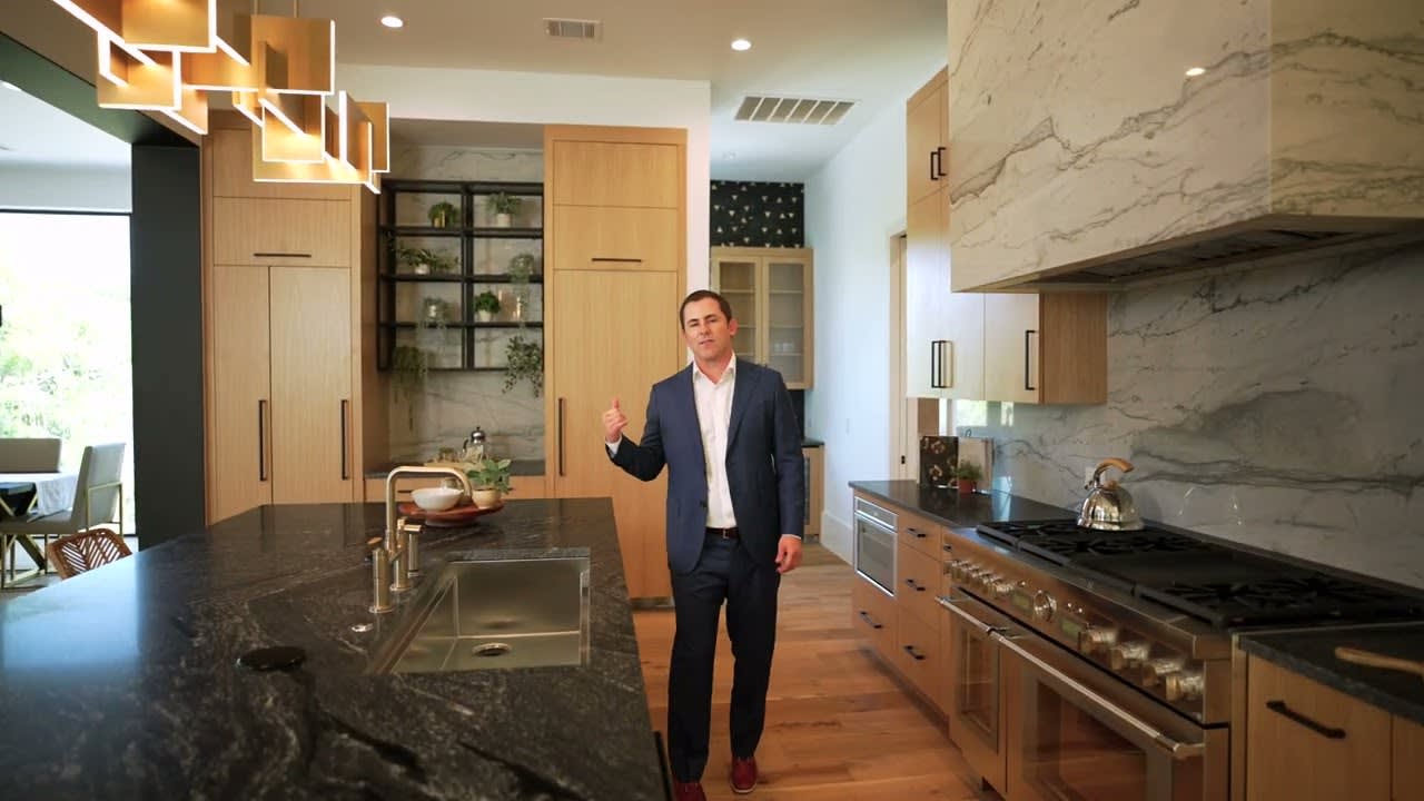 Inside my LUXURY LISTING in AUSTIN, TX with Brian Copland, #1 REALTOR at Realty Austin