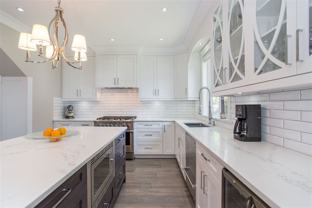 11311 Schooner Ct