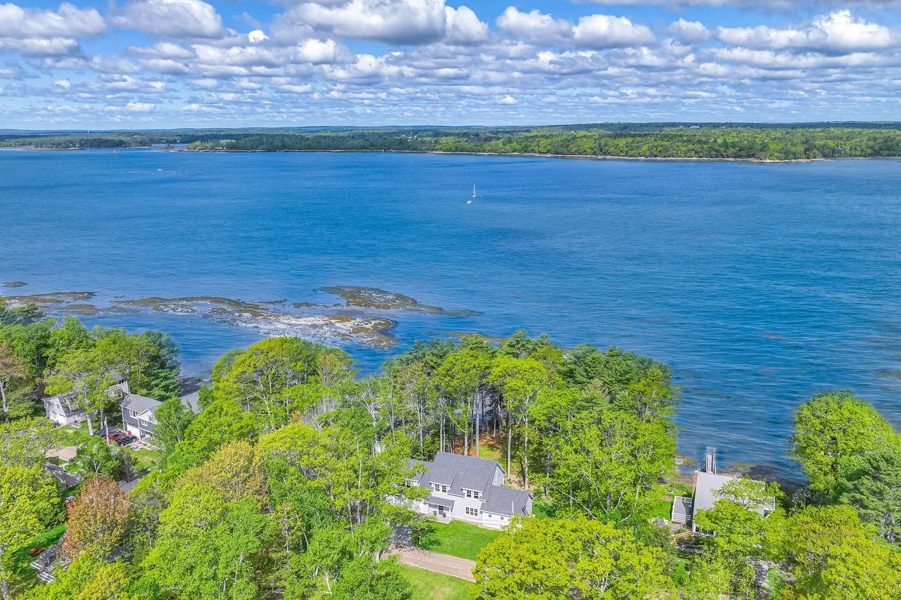 New Waterfront Listing! 20 Merganser Way, Freeport, Maine – $2,295,000
