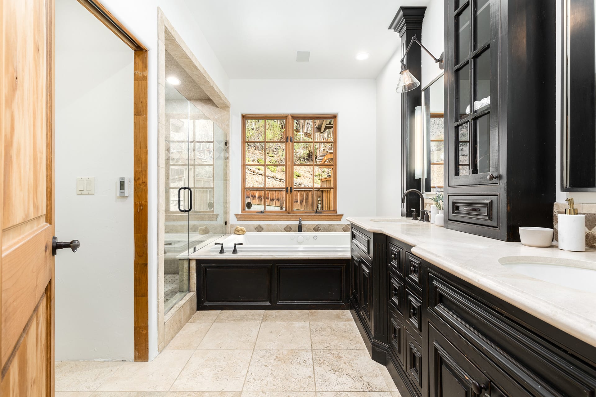 Timeless Coastal Estate 