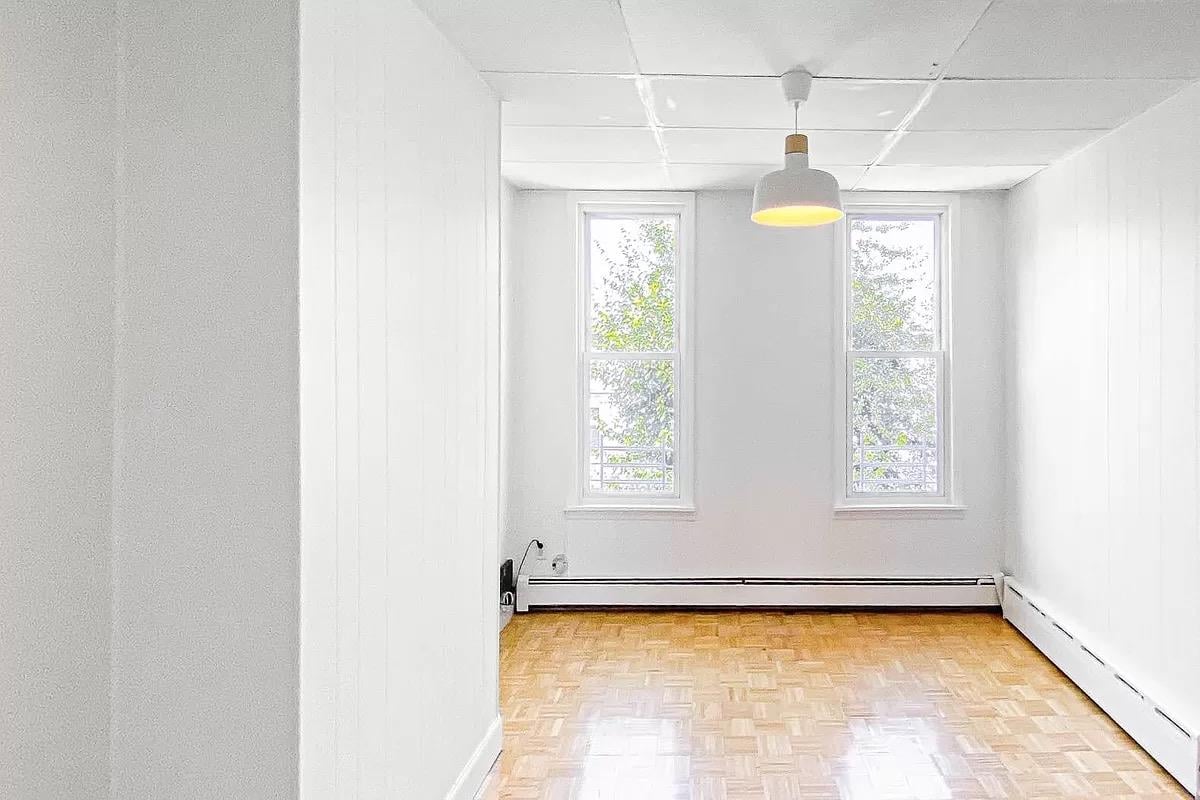 41 Hausman Street, Apt 2