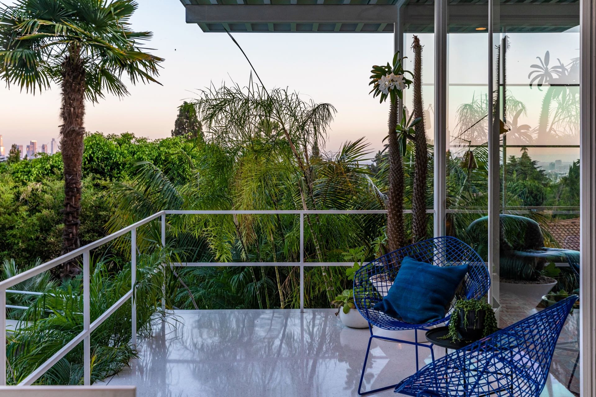 The Steel House :: Neil A. Johnson, AIA