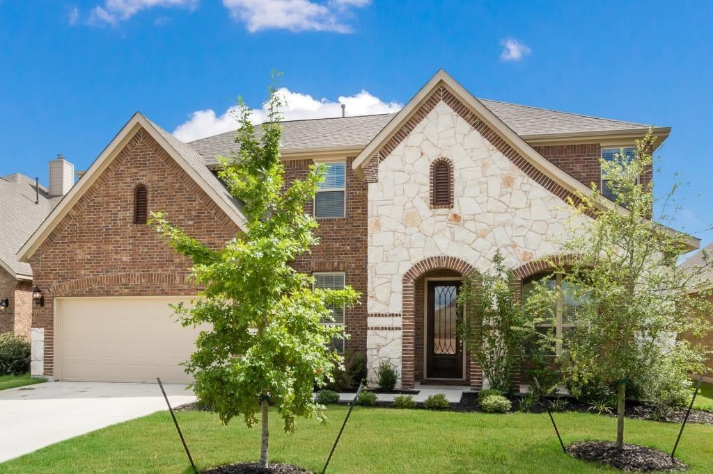 503 Clear Springs Holw